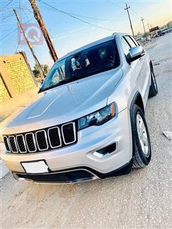 جیپ گراند شیرۆکی